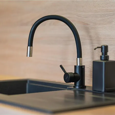 Tower Orchid & Amber Apartmán *