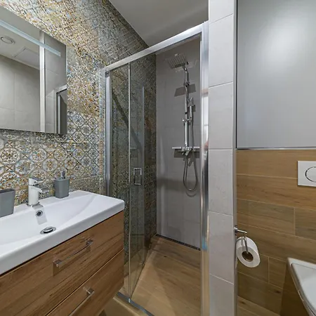 Tower Orchid & Amber Appartement